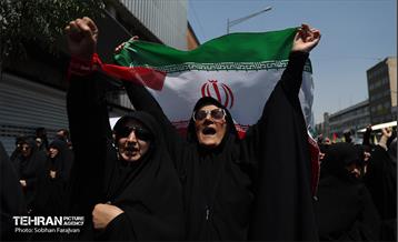 راهپیمایی مردمی علیه تهاجم رژیم صهیونیستی به ایران 14