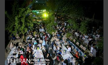 جشن ازدواج دو کارتن خواب بهبود یافته 16