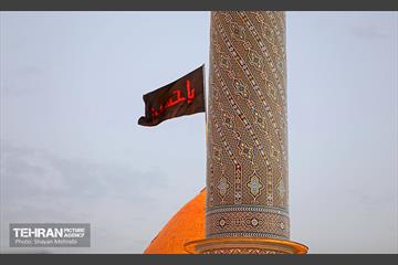 اهتزاز پرچم حرم سیدالشهدا(ع) بر فراز گنبد حرم عبدالعظیم حسنی(ع) 8