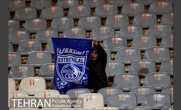 دیدار استقلال و پدیده در لیگ برتر فوتبال