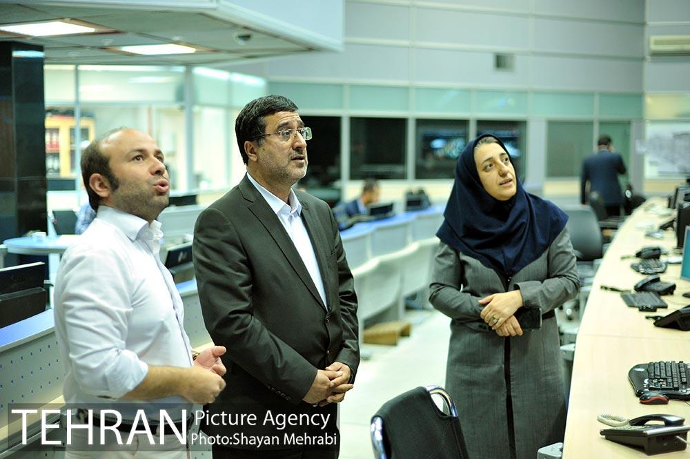 حضور سرزده سرپرست شهرداری تهران در سامانه کنترل ترافیک شهر تهران برای نظارت مستقیم بر وضعیت معابر 8