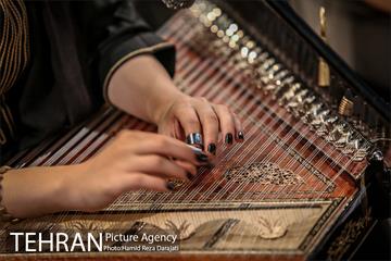 تمرین کنسرت آنلاین نغمه های تهران در برج میلاد 14