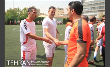 دیدار رسانه ورزش و پیشکسوتان تیم ملی فوتبال ایران به نفع سیل زدگان 7