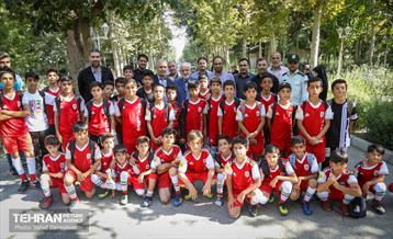 بازدید پرویز سروری از منطقه 17