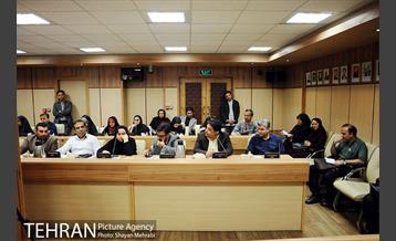 نشست هم اندیشی رئیس مرکز ارتباطات شهرداری تهران با اصحاب رسانه 36