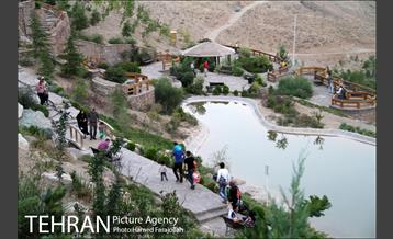 عصر تابستانی در بوستان آبشار تهران 14