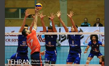 دیدار تیم های والیبال پیکان و سایپا 6