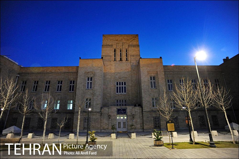 میدان مشق 12