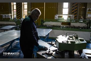 بازدید شهردار تهران از کارخانه خودروسازی «عقاب افشان» 21