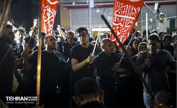 عزاداری شب عاشورای حسینی 12