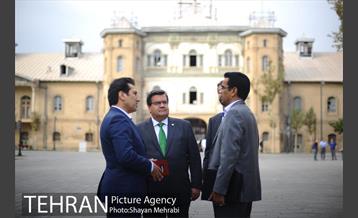 ملاقات شهردار مونترال با مدیرکل آمریکا وزارت امور خارجه 8