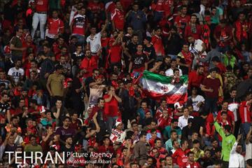 دیدار تیم‌های فوتبال پرسپولیس و الوحده