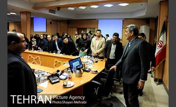 دیدار دانشجویان با شهردار تهران 5