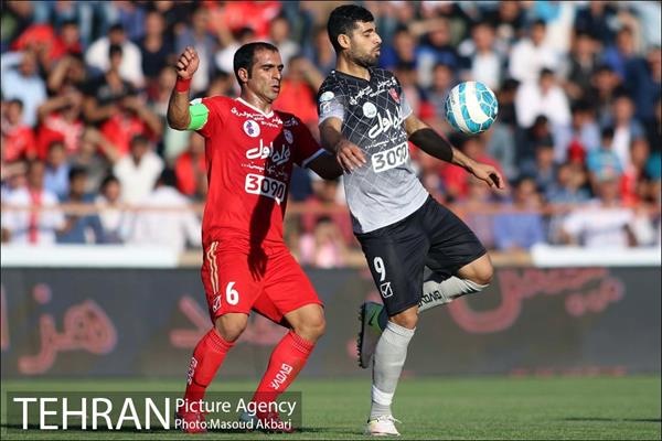 دیدار تراکتورسازی و پرسپولیس در لیگ برتر فوتبال 19