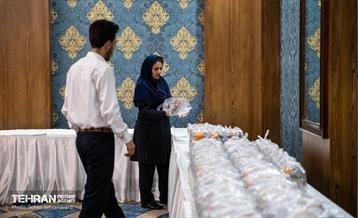 بازدید سخنگوی شهرداری تهران از محل اسکان شهروندان آسیب‌دیده در جنگ رمضان