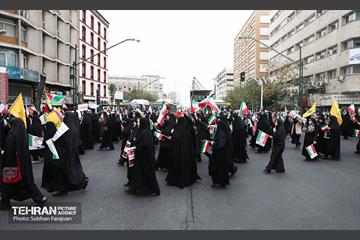 راهپیمایی ۱۳ آبان 30