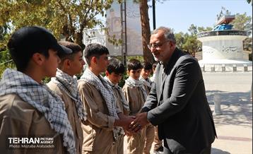 سیزدهمین زنگ دانش آموز شهید 33