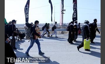 پیاده روی زائران امام حسین (ع) از مرز شلمچه 20