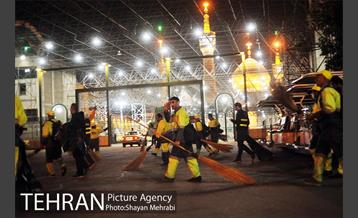 شروع بکار نیروهای خدمات شهری بعد از پایان مراسم ارتحال امام خمینی (ره) 22