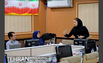 برگزاری کلاس های "خدمات و میزبان" ویژه نیروهای خدماتی مناطق شهرداری تهران 2 1