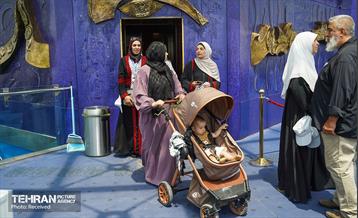 بازدید بیش از ۱۰۰ خانواده شهدای غزه از برج میلاد 15