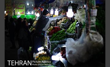 خرید شب یلدا در بازار تجریش 15