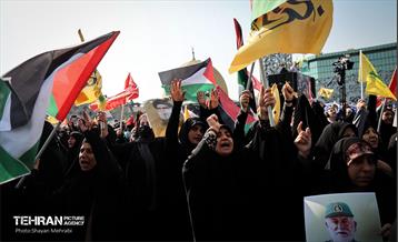 مراسم تشییع پیکر شهید سردار عباس نیلفروشان - ۱ 36