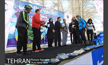 دوچرخه سواری در منطقه 6 به مناسبت هوای پاک 25