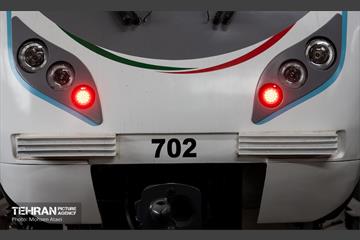 رونمایی از قطار ملی 17