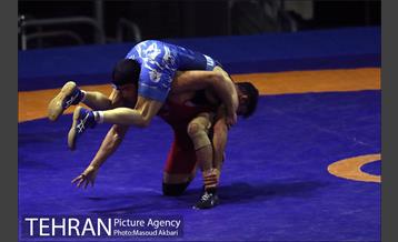 رقابت های عمومی کشتی آزاد بزرگسالان کشور