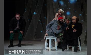 نمایش ننه دلاور و فرزندانش 13