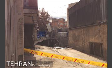 رانش زمین در خیابان مولوی