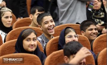 آیین بازگشایی مدارس استثنائی و بهره برداری از ناوگان سرویس این مدارس 9