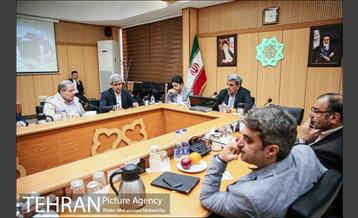 نشست مدیران رسانه ها با شهردار تهران 12