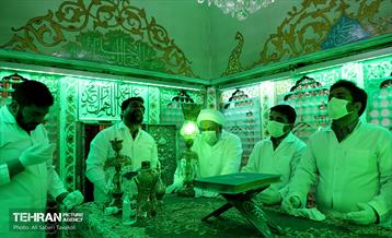 آئین غبار روبی ضریح مطهر امامزاده صالح(ع)  10