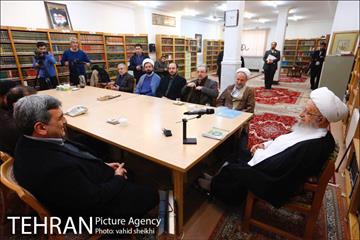 دیدار شهردار تهران با آیت الله العظمی مکارم شیرازی 4