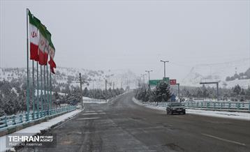 عملیات برف‌روبی در منطقه چهار