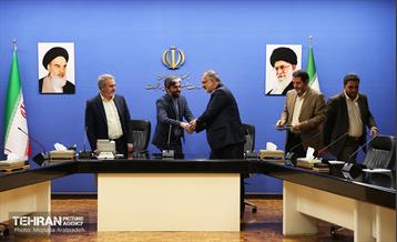 تفاهم‌نامه همکاری شهرداری تهران و وزارت صمت 12