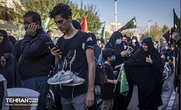 نجات اهل عالم با حسین است  18