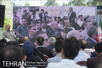 تور بازدید خبرنگاران از فاز دوم باغ پرندگان‎ 25