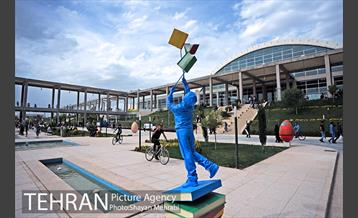 دومین روز از بیست و نهمین نمایشگاه بین المللی کتاب تهران 35