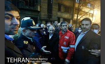 بازدید سرزده  شهردار تهران از محل آتش‌سوزی ساختمان برق حرارتی وزارت نیرو 15