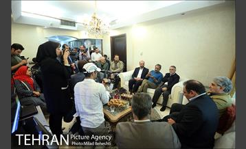 بازدید خبرنگاران از پشت صحنه سریال در جستجوی آرامش‎ 6