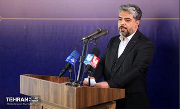 آیین بهره‌برداری از اقیانوس پارک و افتتاح ۸ فروشگاه شهروندمحله 44