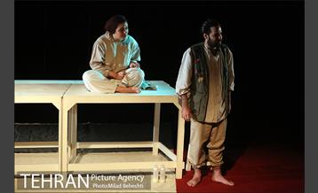 نمایش چرا که صدای تو با صدای من آشناست‎ 27