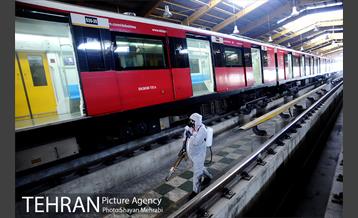 عملیات ضدعفونی کردن مترو تهران 35