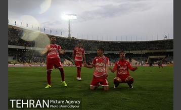 دیدار پرسپولیس و استقلال در لیگ برتر فوتبال 15