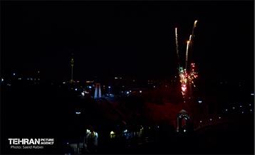 نورافشانی جشن ۲۲ بهمن 1