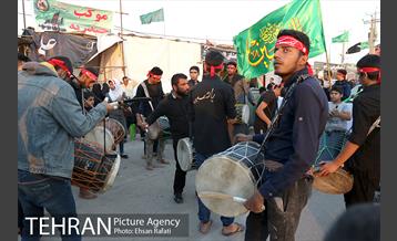 پیاده روی زائران به سمت کربلا از مرز شلمچه 15