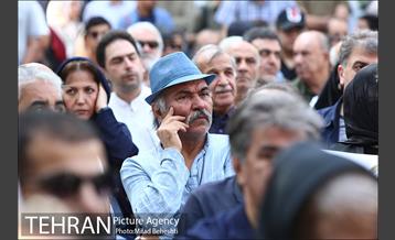 بدرقه داریوش اسدزاده به سوی سرای ابدی 11